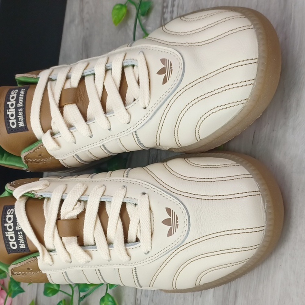 Adidas Men's Cream and Brown Sneakers - Picture 4 of 11